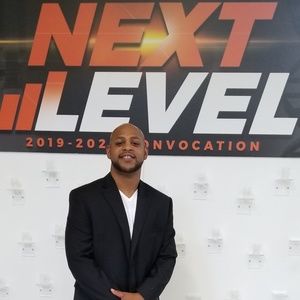 Meet your Posher, Dwight